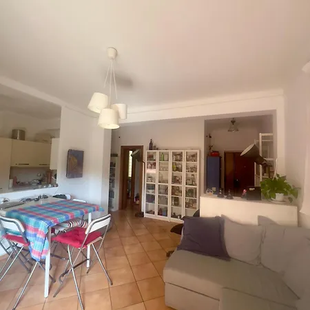 Casa Pippo A San Pietro 公寓